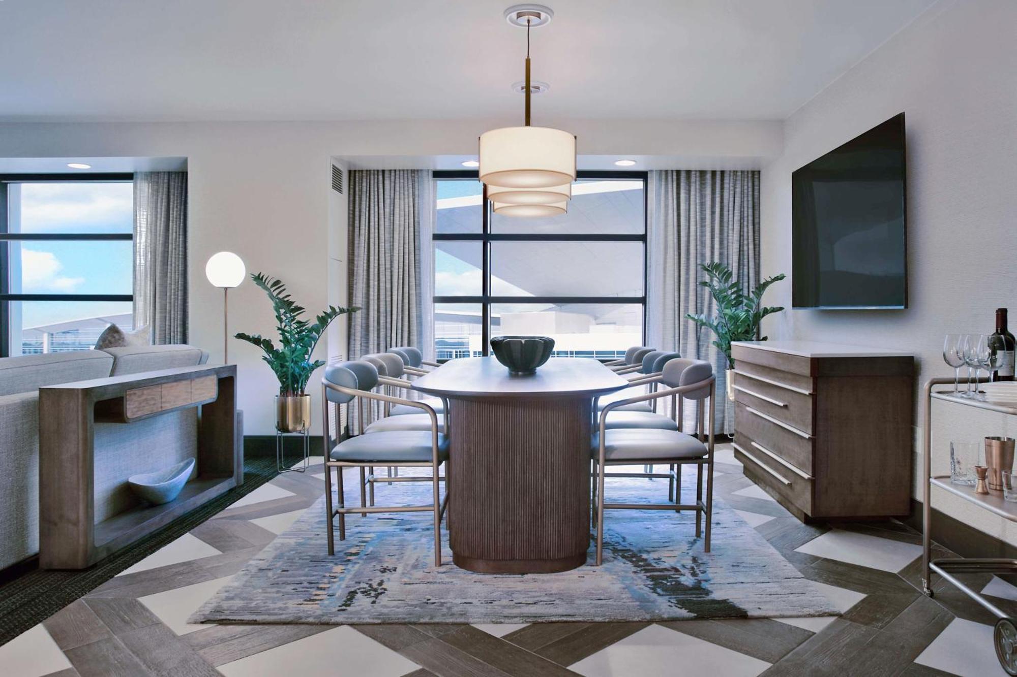 Deluxe Two Room Suite